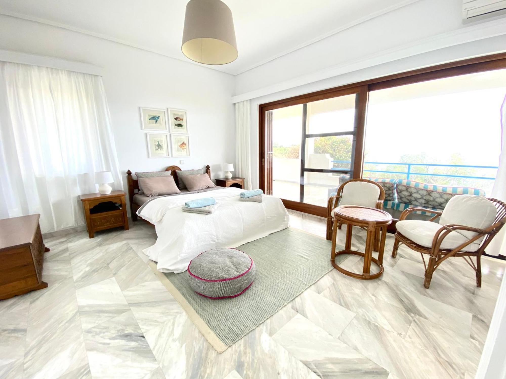 Beach House Set In A Beautiful Bay Karystos  Exterior foto